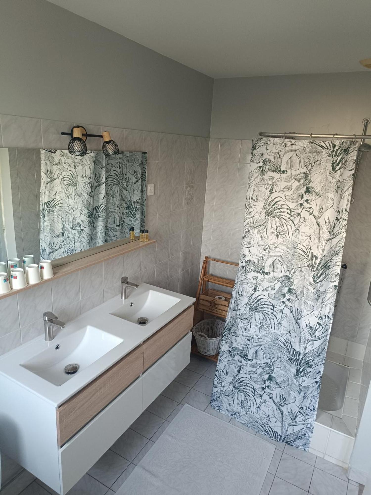 Chambres D'Hotes Du Port Gautier Vouvray-sur-Loir Luaran gambar